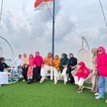 Tempat wisata makassar dengan kapal pinisi