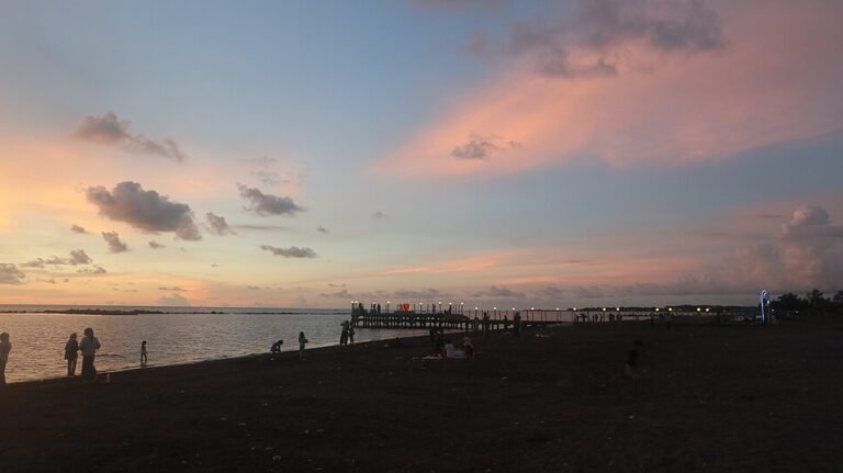 daftar pantai di Makassar
